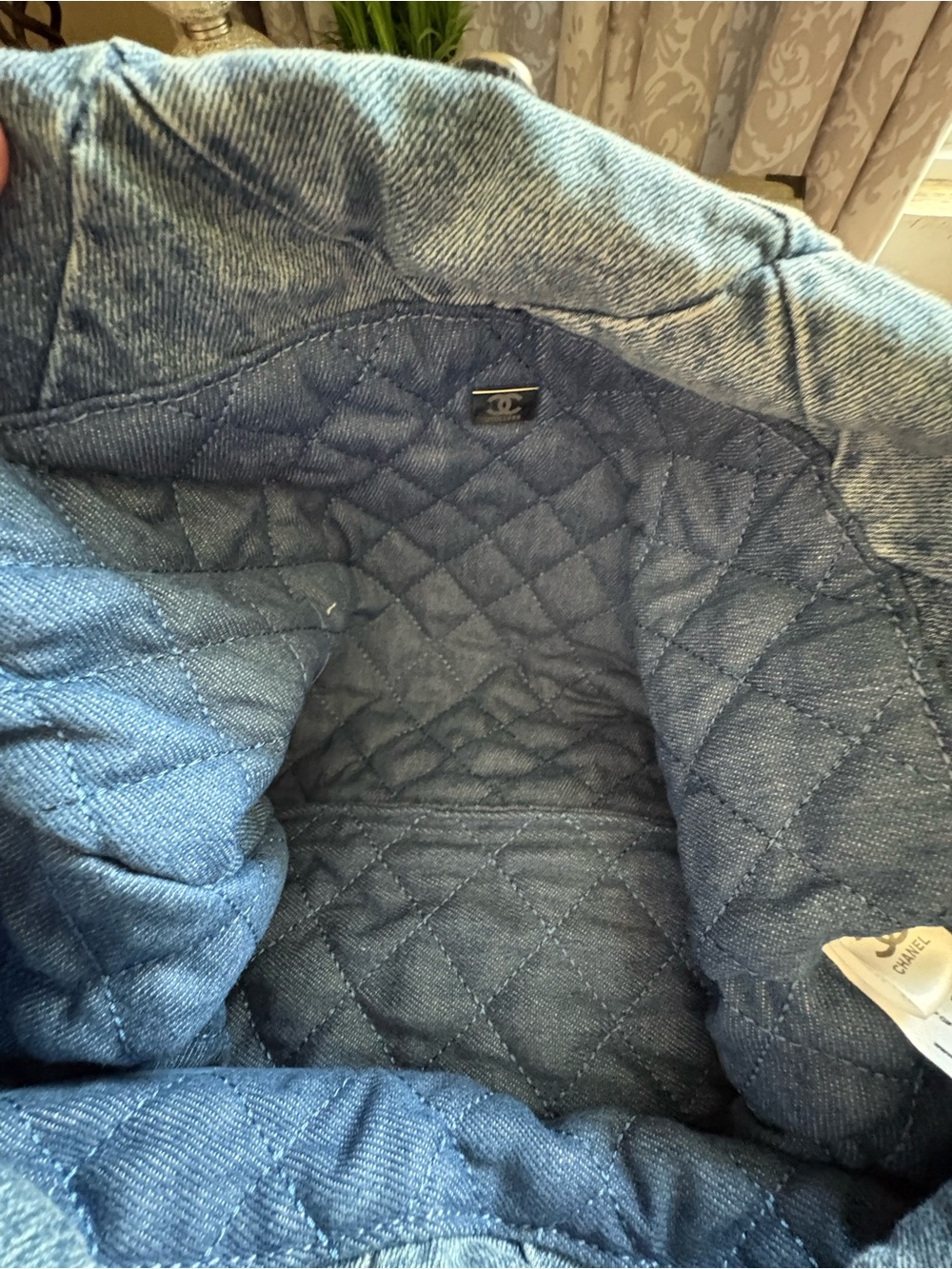 FASHION Light Blue Quilted Denim Shoulder Bag with Chain Strap and Pouch - Picture 10 of 16